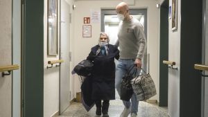 Holocaust Survivors Fleeing Ukraine Find a New Home in Germany